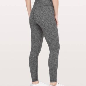 Lululemon BNWT Wunder Under HR Knit Heathered 28"